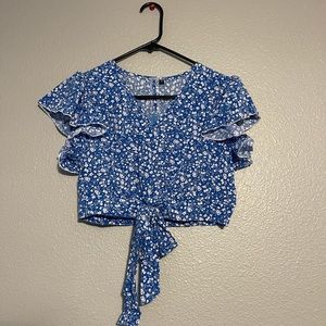 Princess Polly | Blue floral 2 piece skirt set size small (both top and bottom)